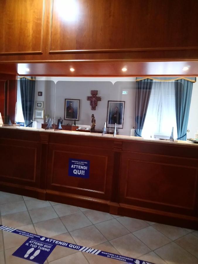 فندق Casapaceebene سان جيوفاني روتوندو المظهر الخارجي الصورة