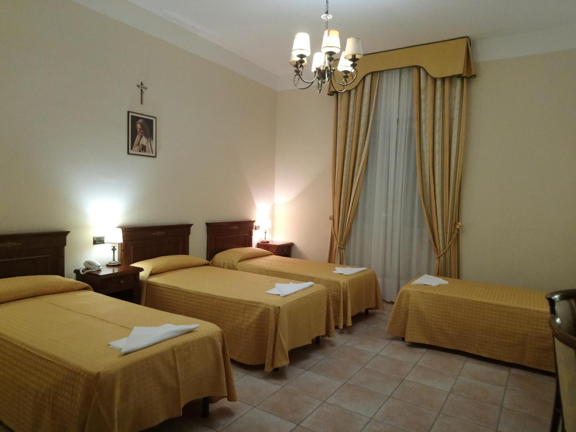 فندق Casapaceebene سان جيوفاني روتوندو المظهر الخارجي الصورة