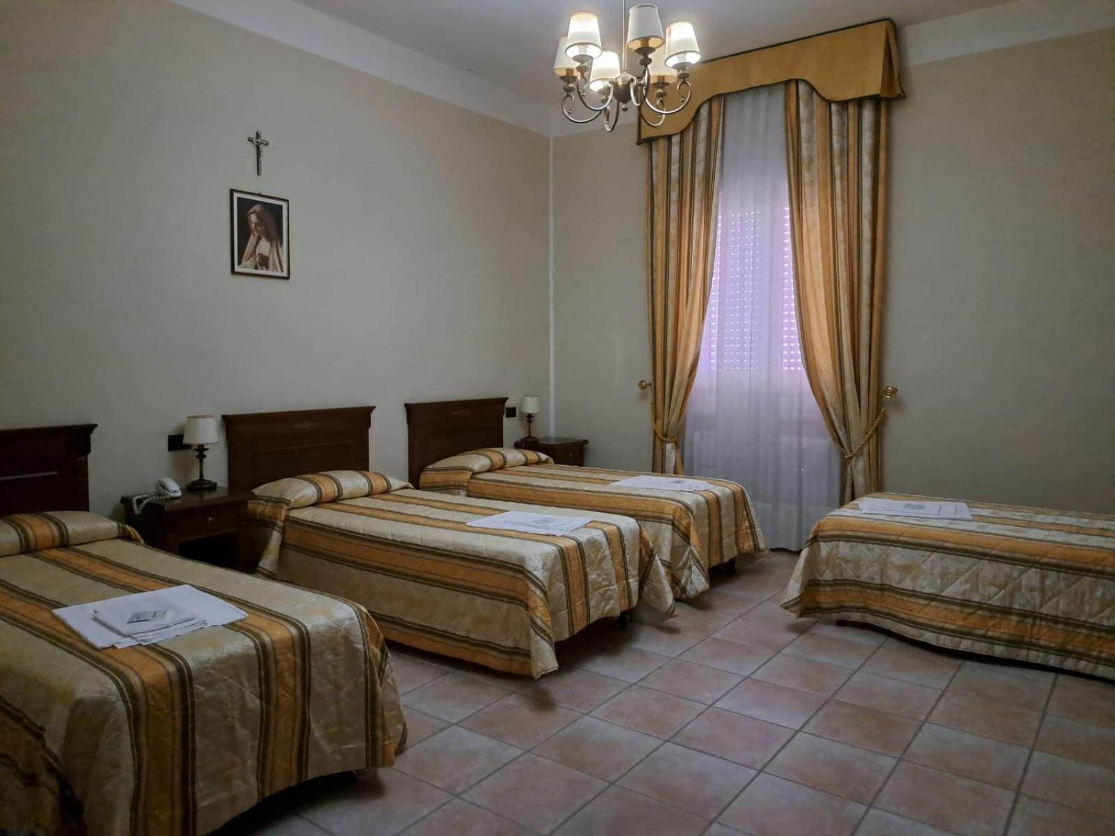 فندق Casapaceebene سان جيوفاني روتوندو المظهر الخارجي الصورة